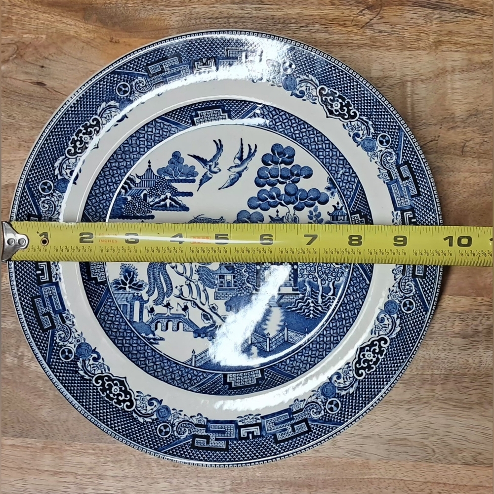 Johnson Bros England Blue Willow 10" Dinner Plate - Picture 4 of 4
